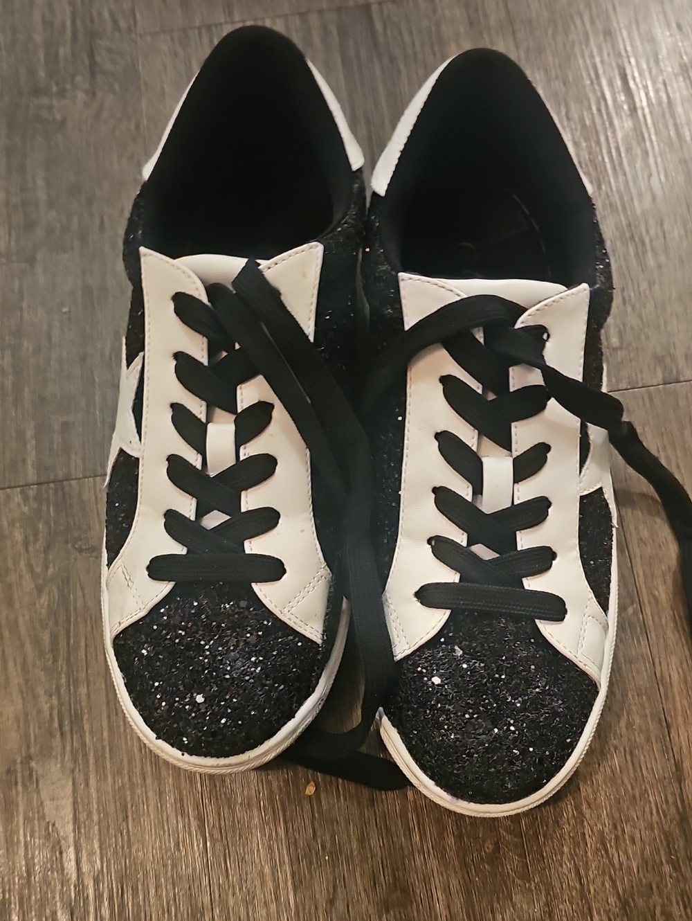 Women’s Black Glitter & White Panel Casual Sneakers